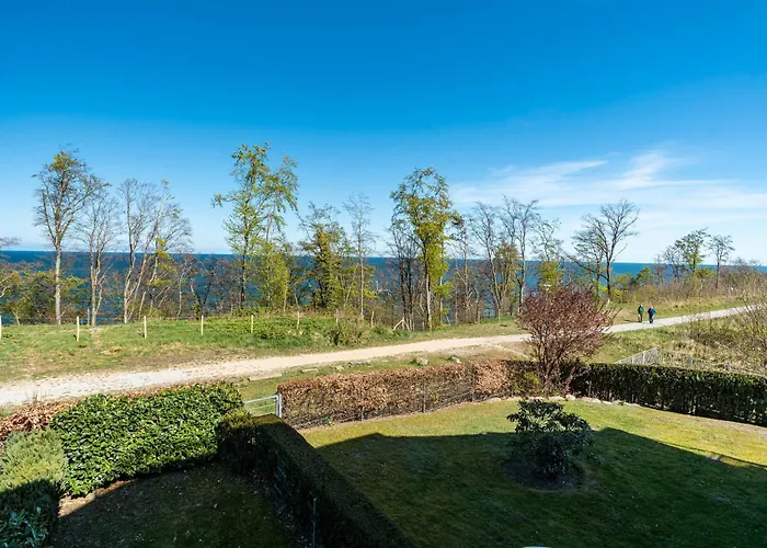 Am Hochufer - Erste Reihe *