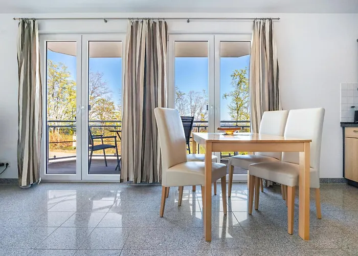 Am Hochufer - Erste Reihe * Sellin (Rugen)